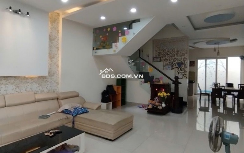 Lê Đức Thọ ( trường Võ Thị Sáu)- Hẻm Xe Hơi 8m - 113m2- Ngang 5,6 x 20-- chỉ 10 tỷ 99